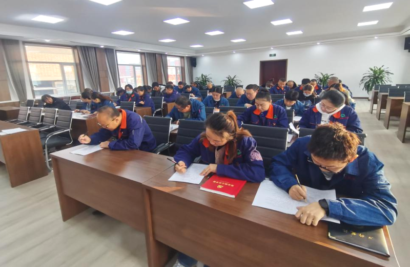 大力弘揚憲法精神 推動全面深化改革&mdash;&mdash;配送公司黨委組織開展憲法知識答題主題黨日活動