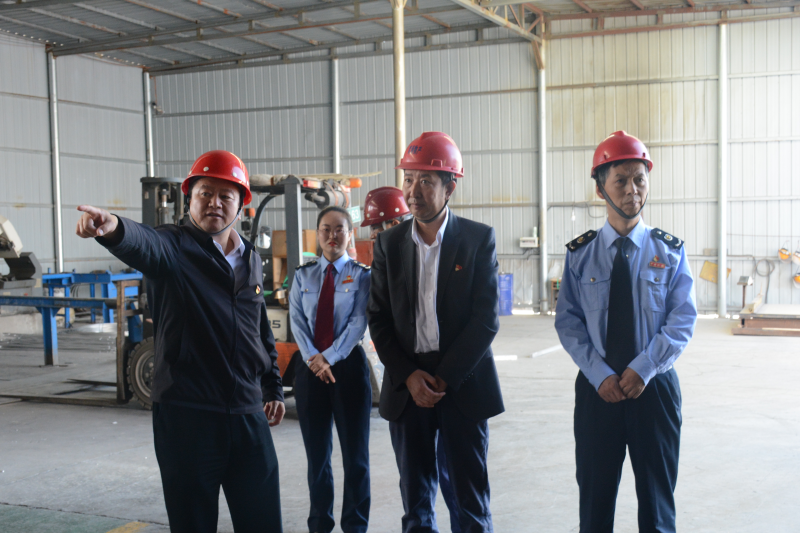 西寧市稅務(wù)局黨委書記、局長劉興華蒞臨 青海物產(chǎn)工業(yè)投資有限公司調(diào)研